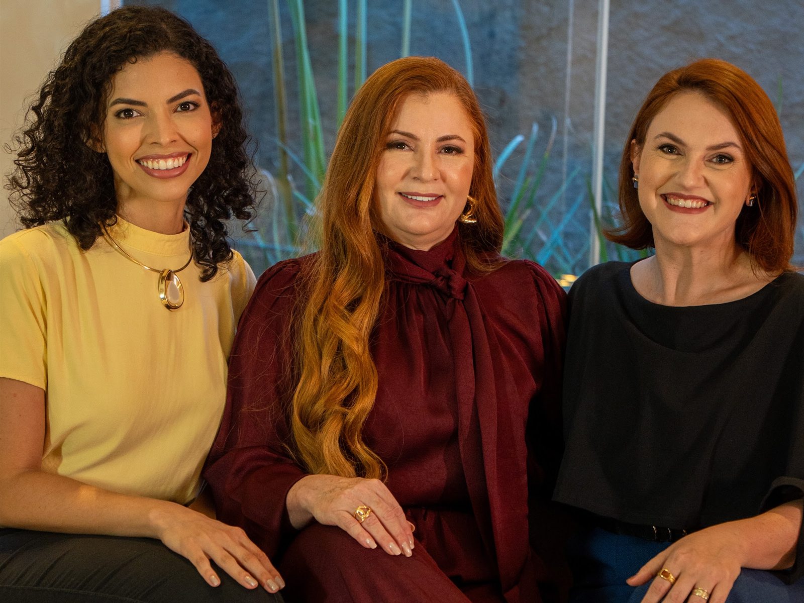Dra. Talita Martinelli, Dra. Isabela Guimarães e Dra. Elisa, sócias do Instituto EVVA